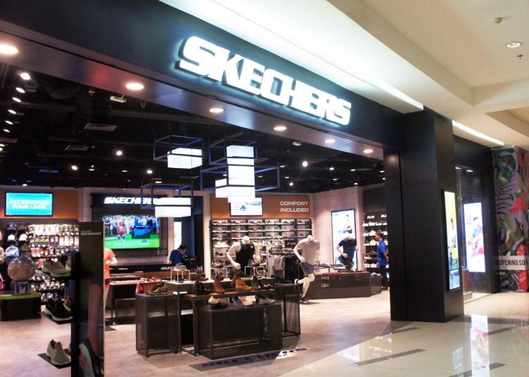 toko skechers terbesar di jakarta